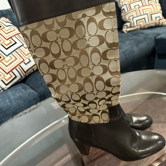 Brand new Coach boots - Picture 2 of 3